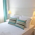 Poseidon Boutique And Yacht Club セリミエ