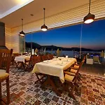 Poseidon Boutique And Yacht Club ホテル