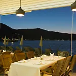Poseidon Boutique And Yacht Club ホテル