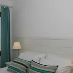 Poseidon Boutique And Yacht Club 4*
