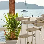Poseidon Boutique And Yacht Club ホテル 4*