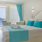 Poseidon Boutique And Yacht Club 4*