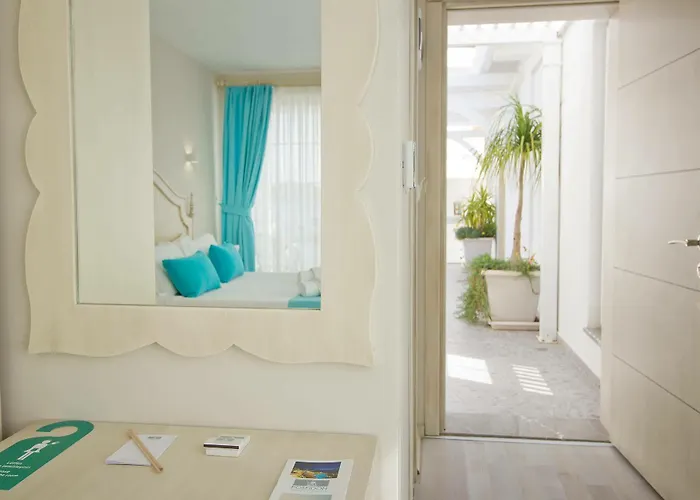 Hotel Poseidon Boutique And Yacht Club