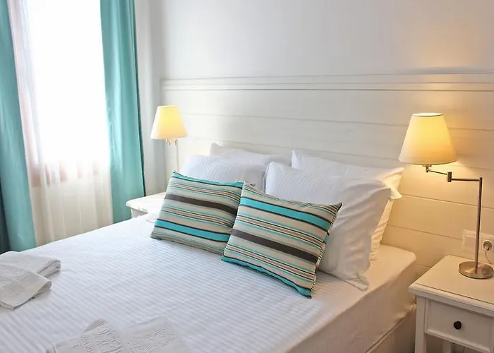 Poseidon Boutique And Yacht Club Selimiye