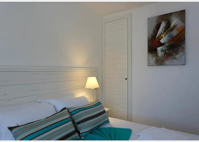 Poseidon Boutique And Yacht Club Hotel