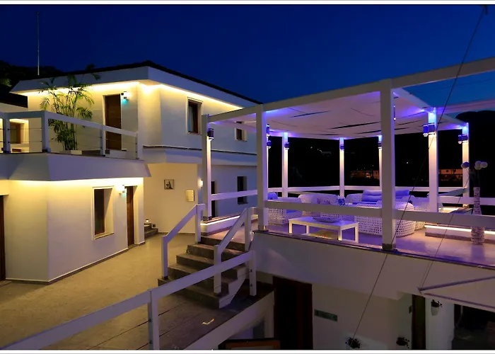 Poseidon Boutique And Yacht Club 4* Selimiye