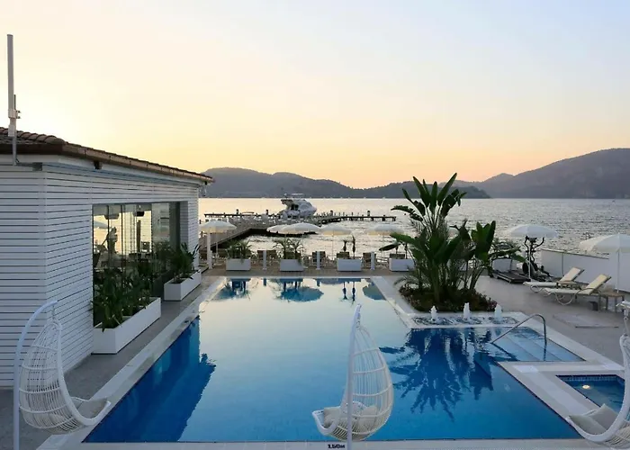 Poseidon Boutique And Yacht Club Szálloda 4*